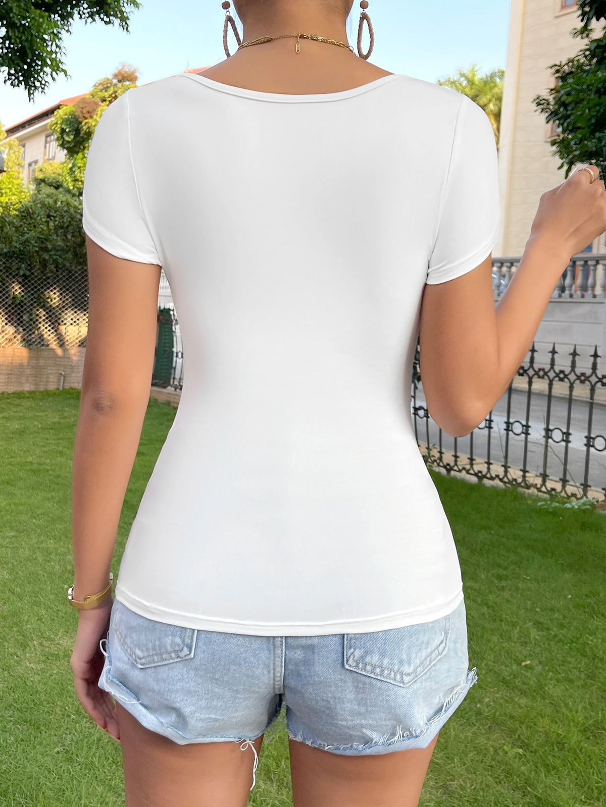 Essnce Solid Square Neck Tee