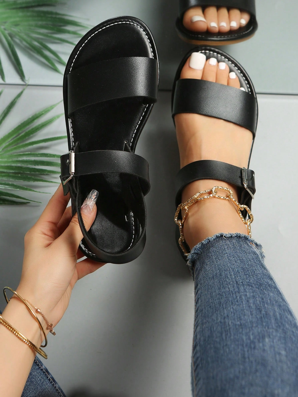 Casual Outdoors Comfy Sandals for Women, Twin Strap Plain Artificial Leather Open Toe Ankle Strap Sandals