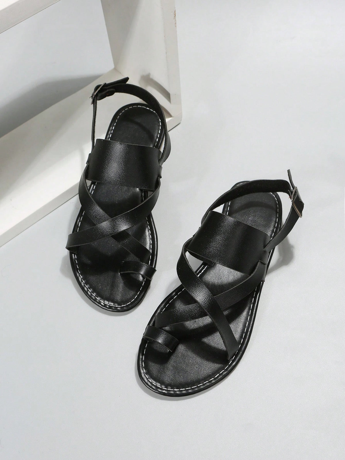 Casual Outdoors Comfy Sandals for Women, Twin Strap Plain Artificial Leather Open Toe Ankle Strap Sandals