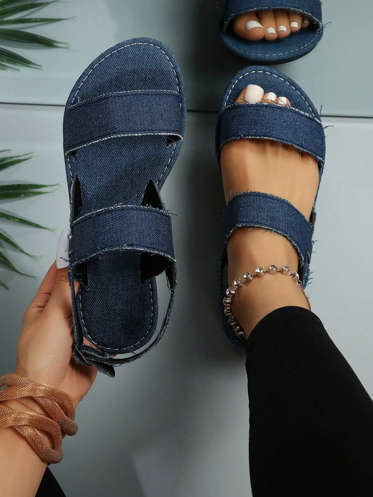 Casual Outdoors Comfy Sandals for Women, Twin Strap Plain Artificial Leather Open Toe Ankle Strap Sandals