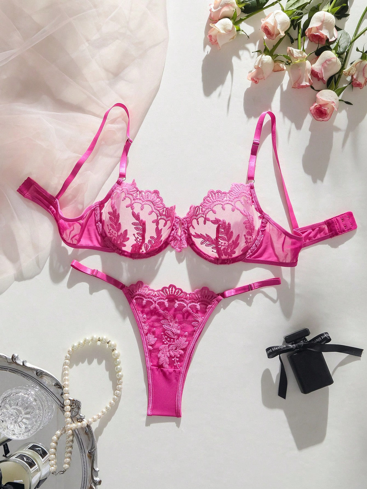 Floral Lace Underwire Lingerie Set
