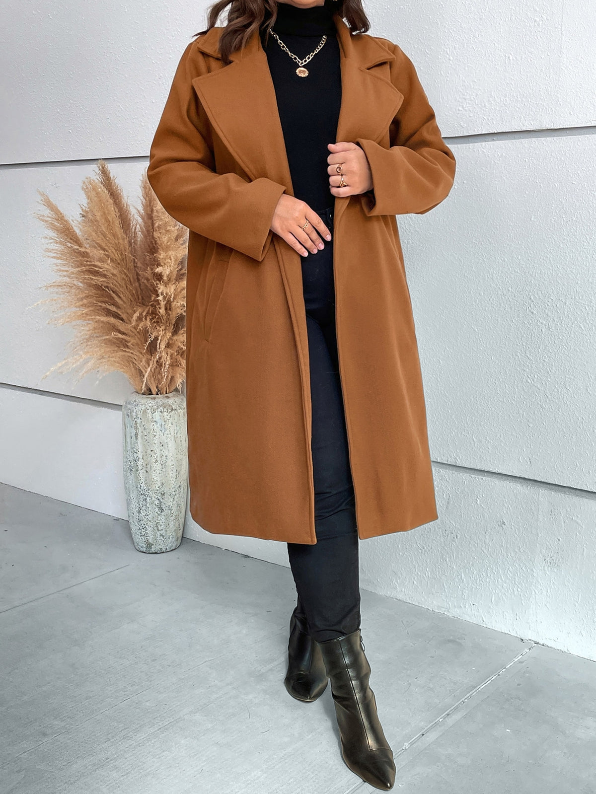 LUNE Plus Lapel Neck Slant Pocket Overcoat
