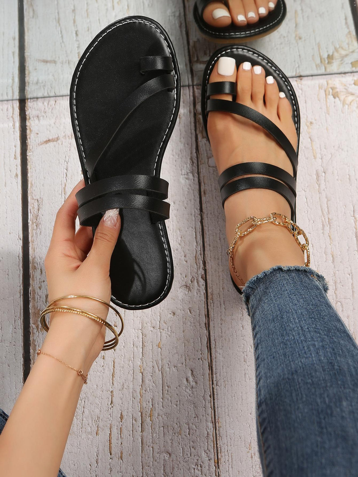 Women's Flat Sandals With Toe Ring, Casual Slip-on Strappy Anti-slip Slides, Outdoor Beach Slippers