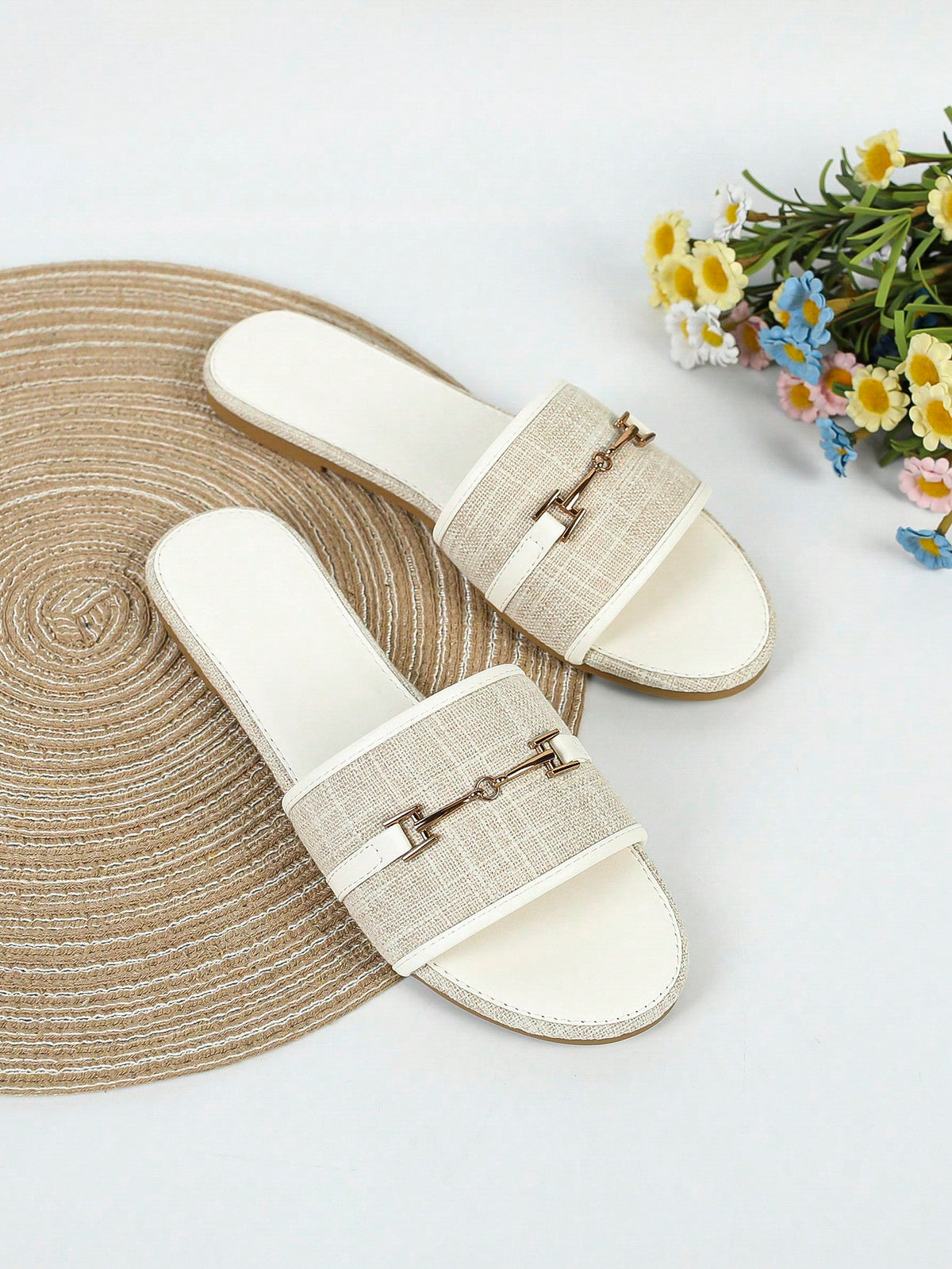 Women's Outdoor Flat Sandals With Chain Detail, Women's Black Flat Sandals