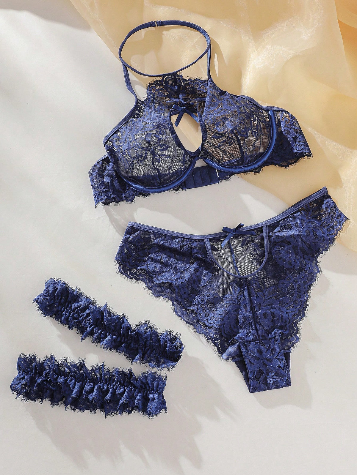 Floral Lace Underwire Lingerie Set With 1pair Leg Ring